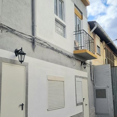 Apartamentos Aeropuerto Valencia Manises Kültér fotó