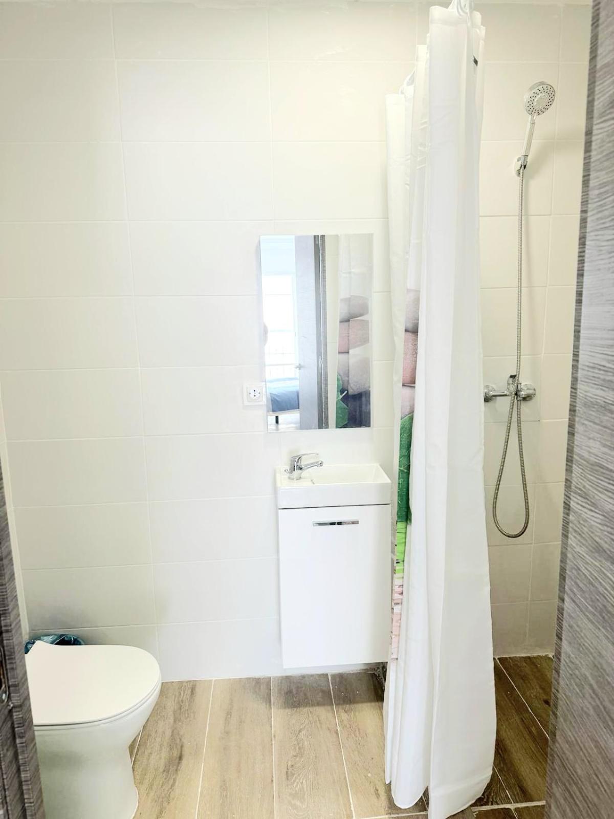Apartamentos Aeropuerto Valencia Manises Kültér fotó